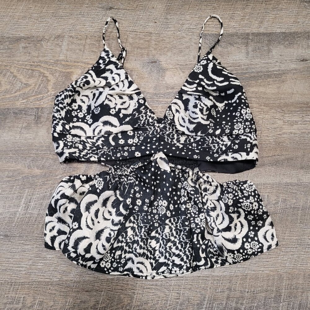 ZARA | Flowy Floral Cutout Tank Top | Sz. XS